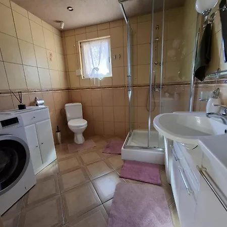 Dom Caloroczny 21 Holiday home
